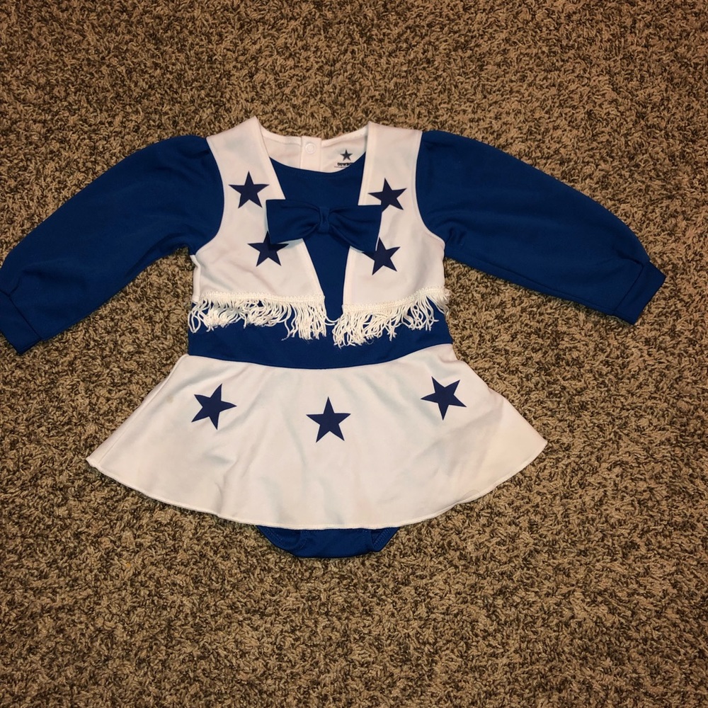 Dallas cowboys cheerleader